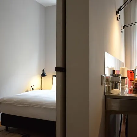 21 Mitte *